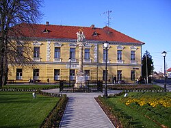Bős104